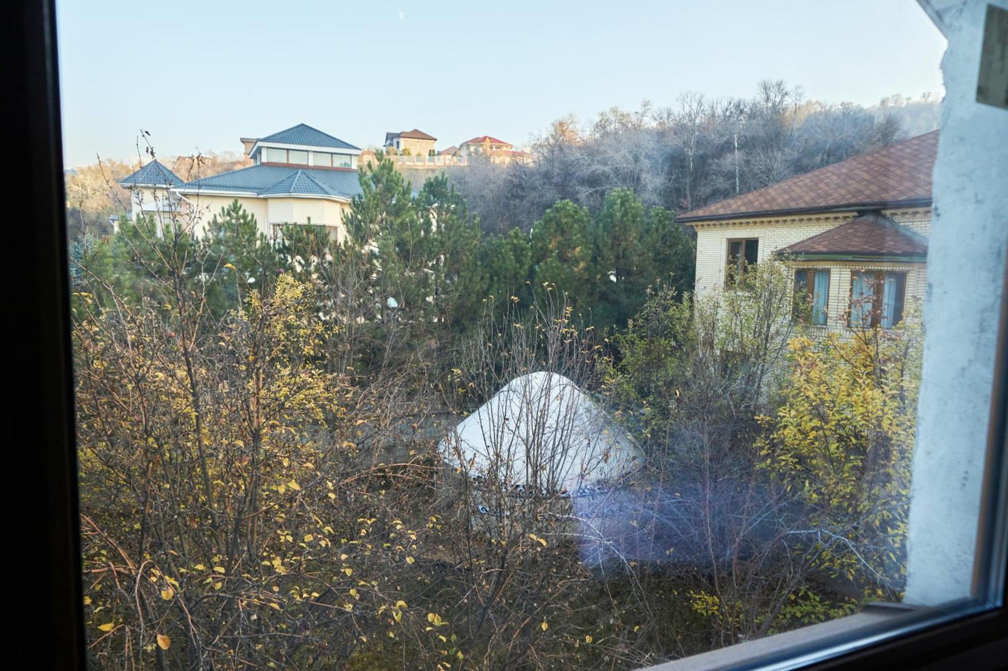 Sweet Vibe Hotel Almaty Exterior photo