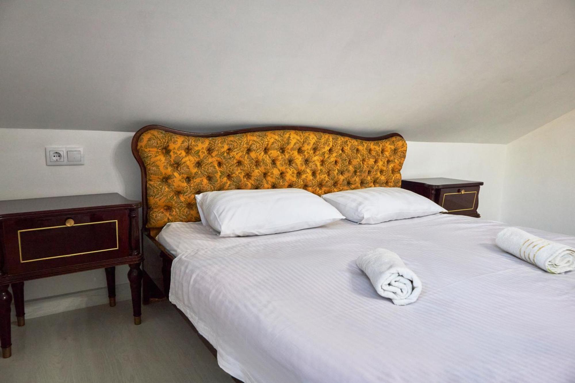 Sweet Vibe Hotel Almaty Exterior photo
